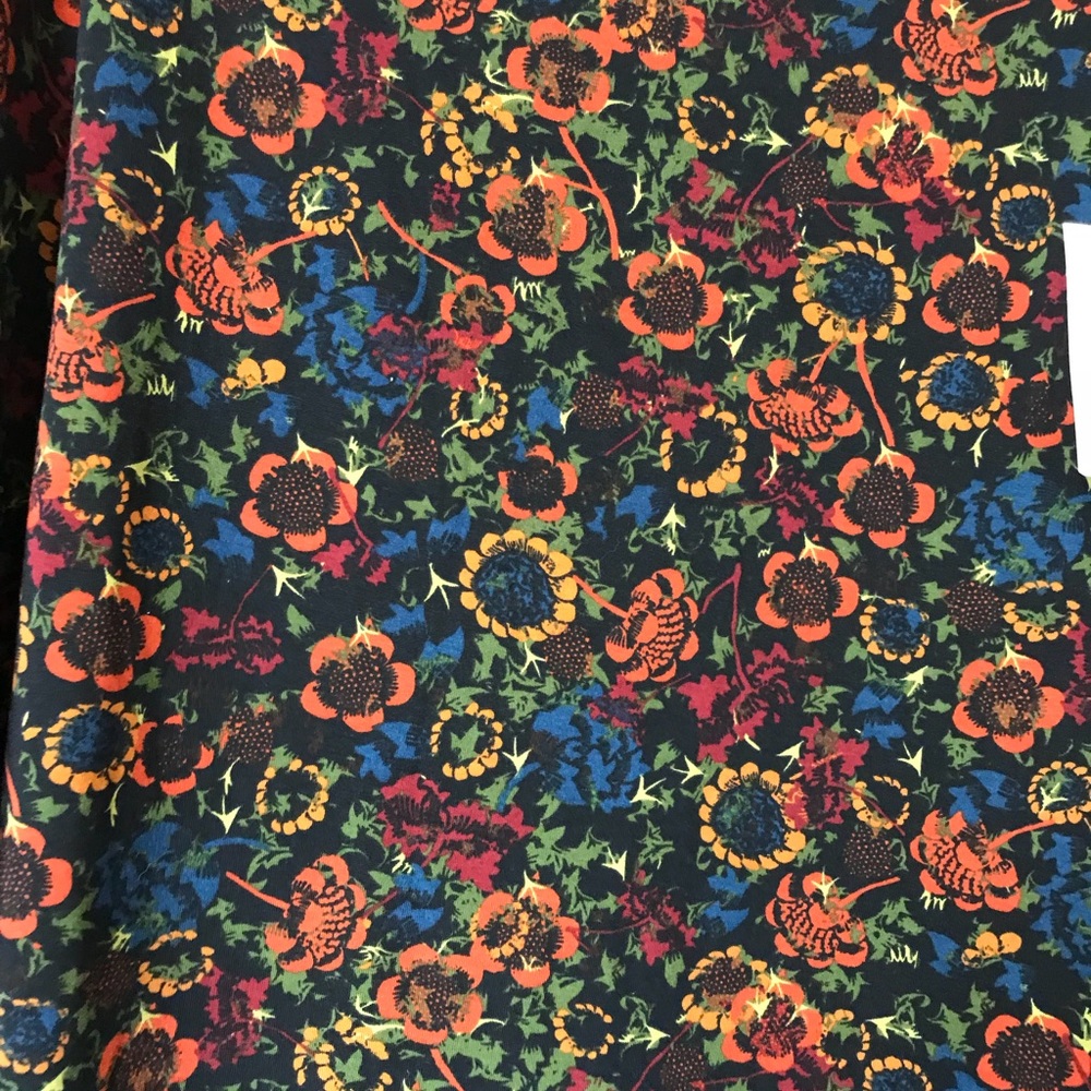 Lularoe Perfect - Picture 2 of 2